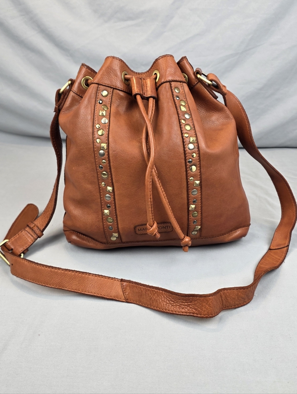 Marta Ponti Leather Crossbody Bucket Bag Drawstring Studded Bohemian Hippie Chic